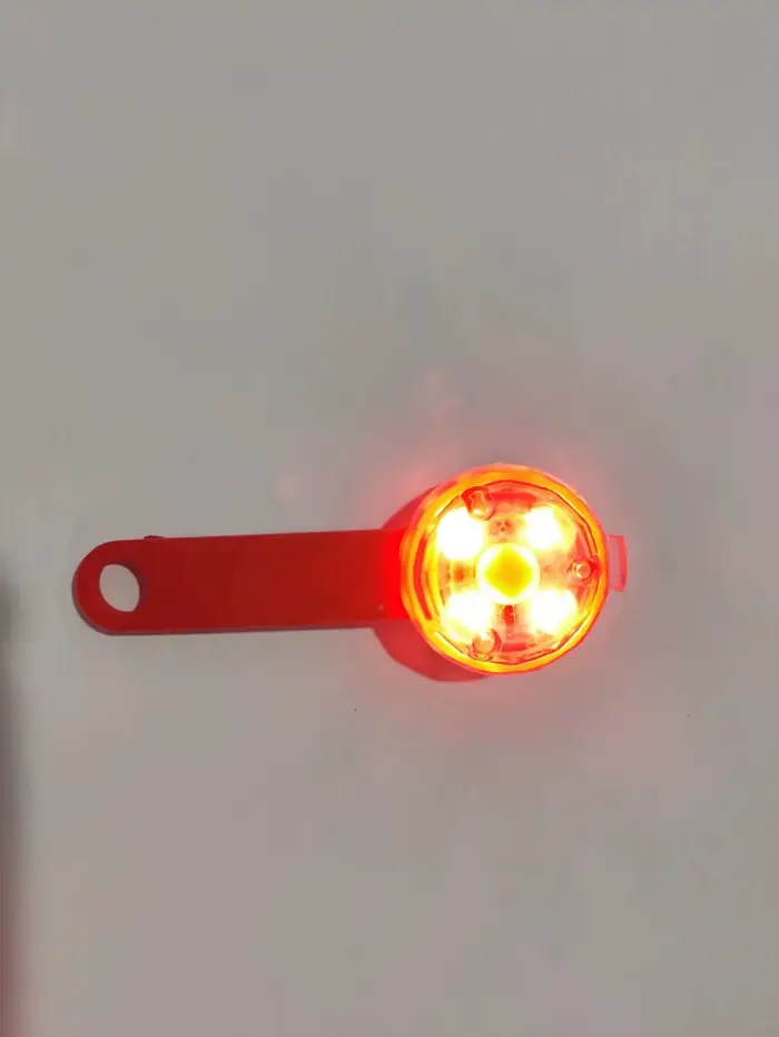 Collier de chien lumière LED USB Rechargeable étanche Anti perte sécurité clignotant pendentif pour 