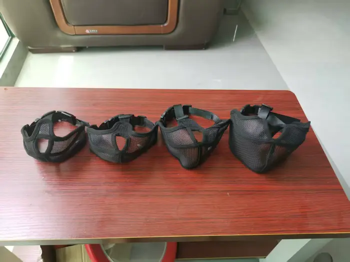 Muselière pour chien - Muselière réglable en maille respirante pour bouledogues, pour la prévention 