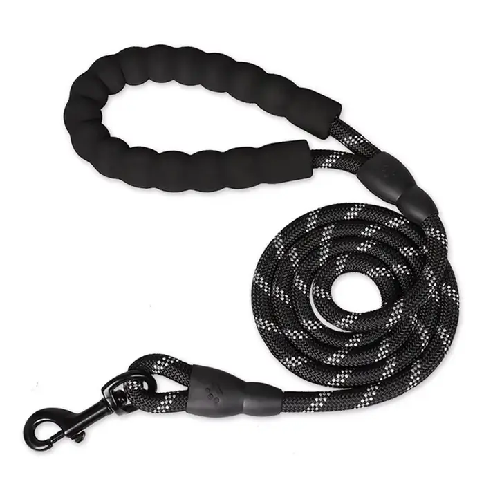 Laisse réfléchissante pour chien de 1,2 m avec poignée rembourrée confortable, corde de traction dou