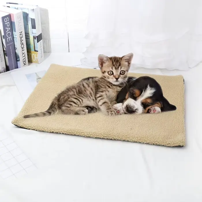 Coussinets auto-chauffants pour animaux de compagnie